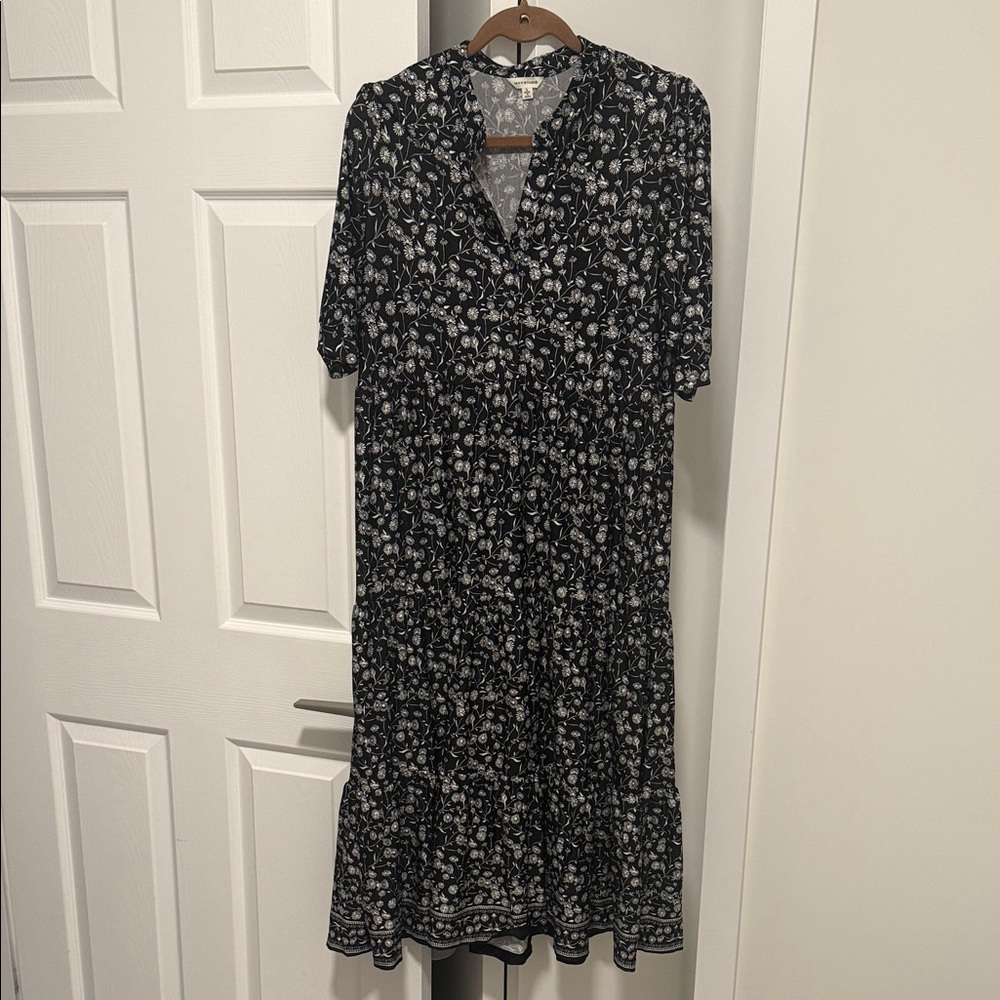 Max Studio Black Floral Midi Dress